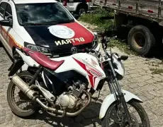 Em Passagem: Polícia Militar prende suspeito e recupera motocicleta adulterada