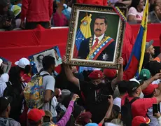 Oposição na Venezuela decide manter candidato provisório para eleição