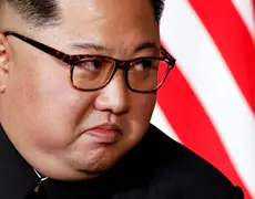 Chefe de propaganda da Coreia do Norte, que trabalhou com Kim Jong-un, seu pai e seu avô, morre aos 94 anos