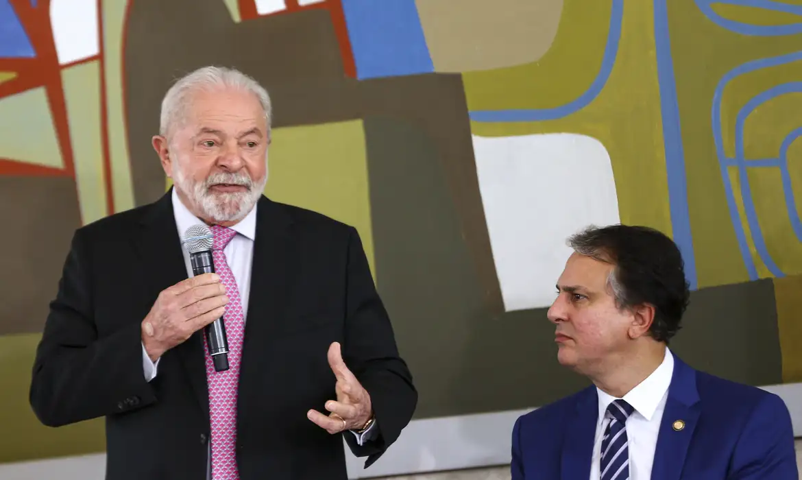 Lula visitará sala de monitoramento do Enem neste domingo