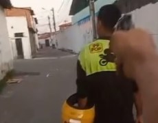 Motociclista de app assassinado pelas costas após interrogatório de facção era de bairro dominado por grupo rival