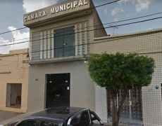 Sessão para escolha da presidência da Câmara de Santa Rita é encerrada com soco entre vereadores