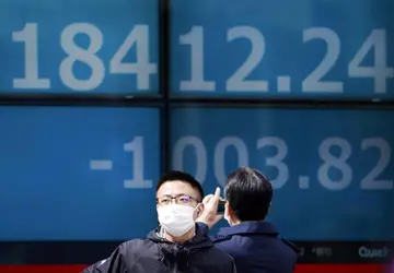 Bolsas asiáticas fecham sem direção única; Tóquio avança e Xangai recua