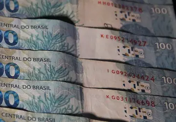 Auxílio Brasil de R$ 600 será pago nesta quinta para grupo com NIS final 3; vale-gás também é liberado