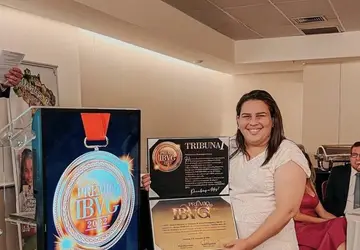 Prefeita Luciene Gomes recebe homenagem no prêmio IBVG de Gestão Pública em Fortaleza