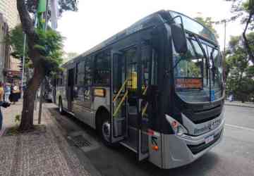 Prefeitura de BH promete 200 novos ônibus até dezembro