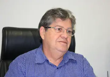 João Azevêdo descarta participação em encontro do Republicanos com Romero Rodrigues: ?vou à plenária do PSB?