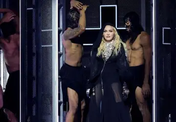 Madonna volta ao palco e faz 2ª passagem de som em Copacabana