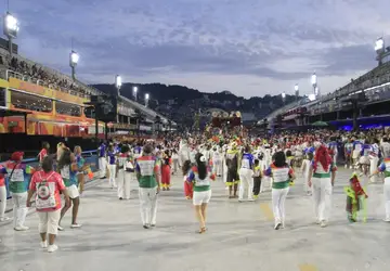 Desfiles de escolas de samba mirins do Rio serão na véspera do Desfile das Campeãs em 2025