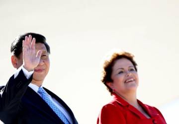 Xi Jinping concede medalha da amizade a Dilma Rousseff