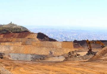 Acordo põe fim às atividades de mineradora em cartão postal de BH