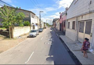 Corpo enrolado em tapete é achado em cova rasa no Varadouro, em João Pessoa