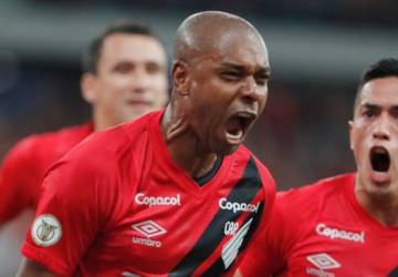 Athletico e os motivos para ter esperança: Fernandinho e o acaso