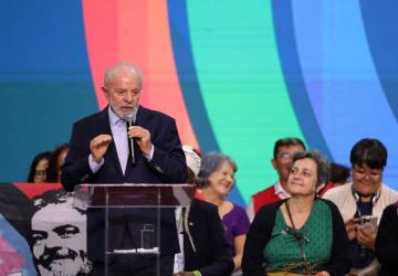 Lula defende 'jornadas de trabalho mais equilibradas' em G20 Social