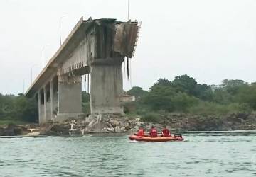 Marinha divulga imagens de tanques que caíram no rio Tocantins; substâncias tóxicas não teriam vazado