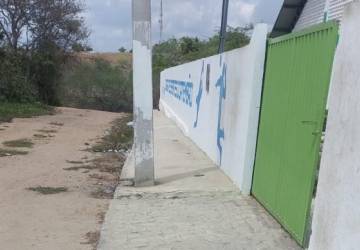 Homem é assassinado à luz do dia próximo a creche em Mulungu