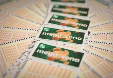 Mega-Sena pode pagar R$ 3,5 milhões neste sábado; +Milionária pode chegar a R$ 33,5 milhões