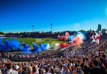 Paraná Clube vende mais da metade dos ingressos para os jogos na Vila Capanema