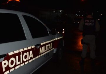 Operação da Polícia Militar prende homem por rouba em Mandacaru; arma é apreendida