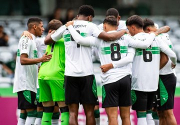 Com sub-20, Coritiba enfrenta algoz do último Paranaense; veja as prováveis escalações