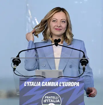 Primeira-ministra da Itália anuncia candidatura nas eleições europeias
