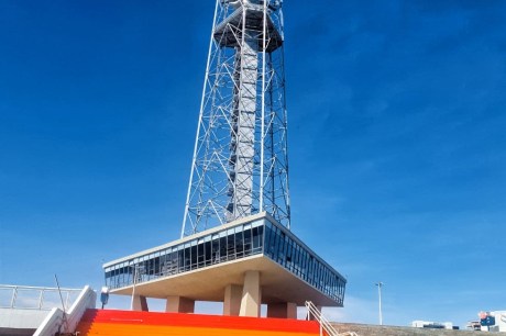 Mês do Orgulho LGBT: Parque da Cidade, Buraco do Tatu e monumentos de Brasília ganham cores do arco-íris