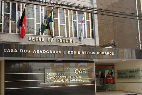 Conselho de Direitos Humanos da PB recebe denúncia de brasileiro que ficou cego em presídio dos EUA