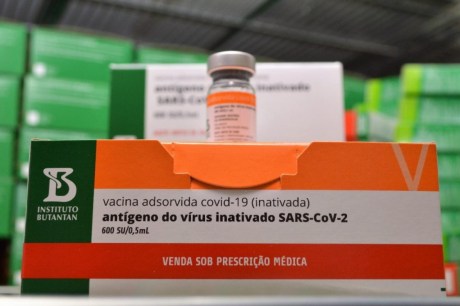 Em falta em Campinas, vacina CoronaVac para crianças de 3 e 4 anos chega até 30 de setembro no Ministério, diz Butantan