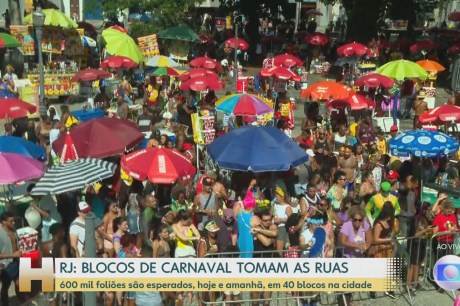 Blocos começam a ganhar as ruas do Brasil no 1º carnaval após restrições da pandemia