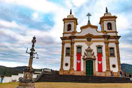 Após restauração, Mariana reconquista dois monumentos