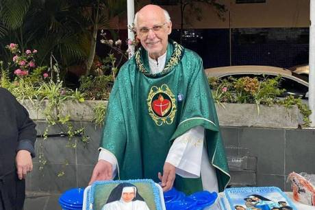 Trabalho do Padre Júlio Lancellotti é a essência do cristianismo