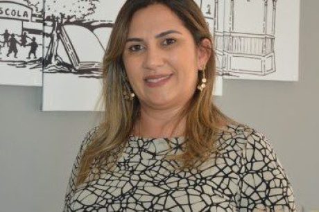 Corrinha Delfino, pré-candidata a prefeita de Cajazeiras, entregou certificado de mestrado falso, atesta universidade de São Paulo