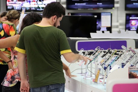 Black Friday: Procon orienta consumidores para evitar golpes e frustrações