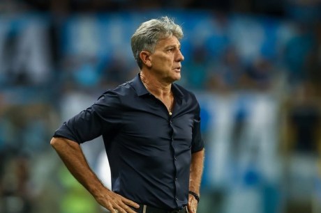 Grêmio anuncia saída do técnico Renato Gaúcho